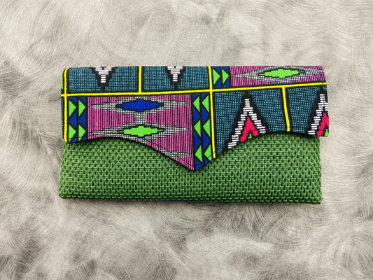 Sunset Clutch – Reconnect with Heritage on Every Outing